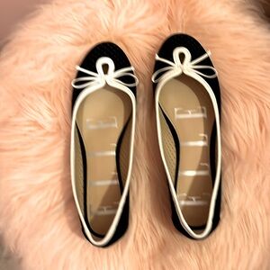 Elle Women’s Shoe Flat Cute Bow Black&White Size 8, New